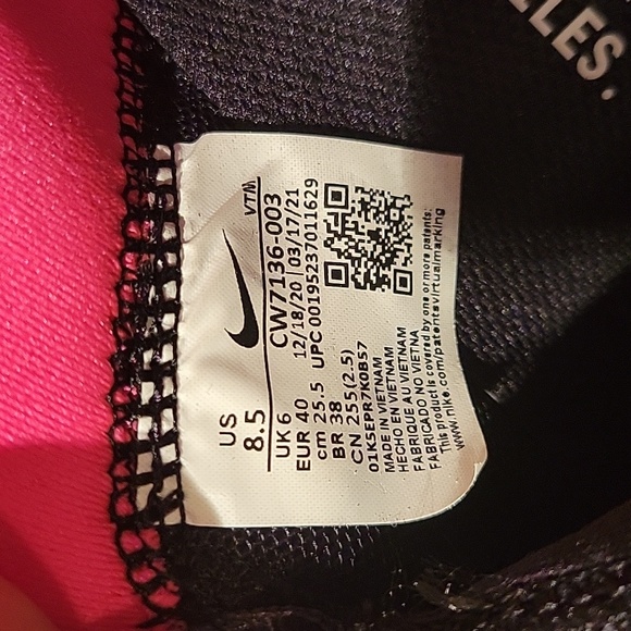 Nike Miler React, Women's 8.5, Black - Picture 7 of 7